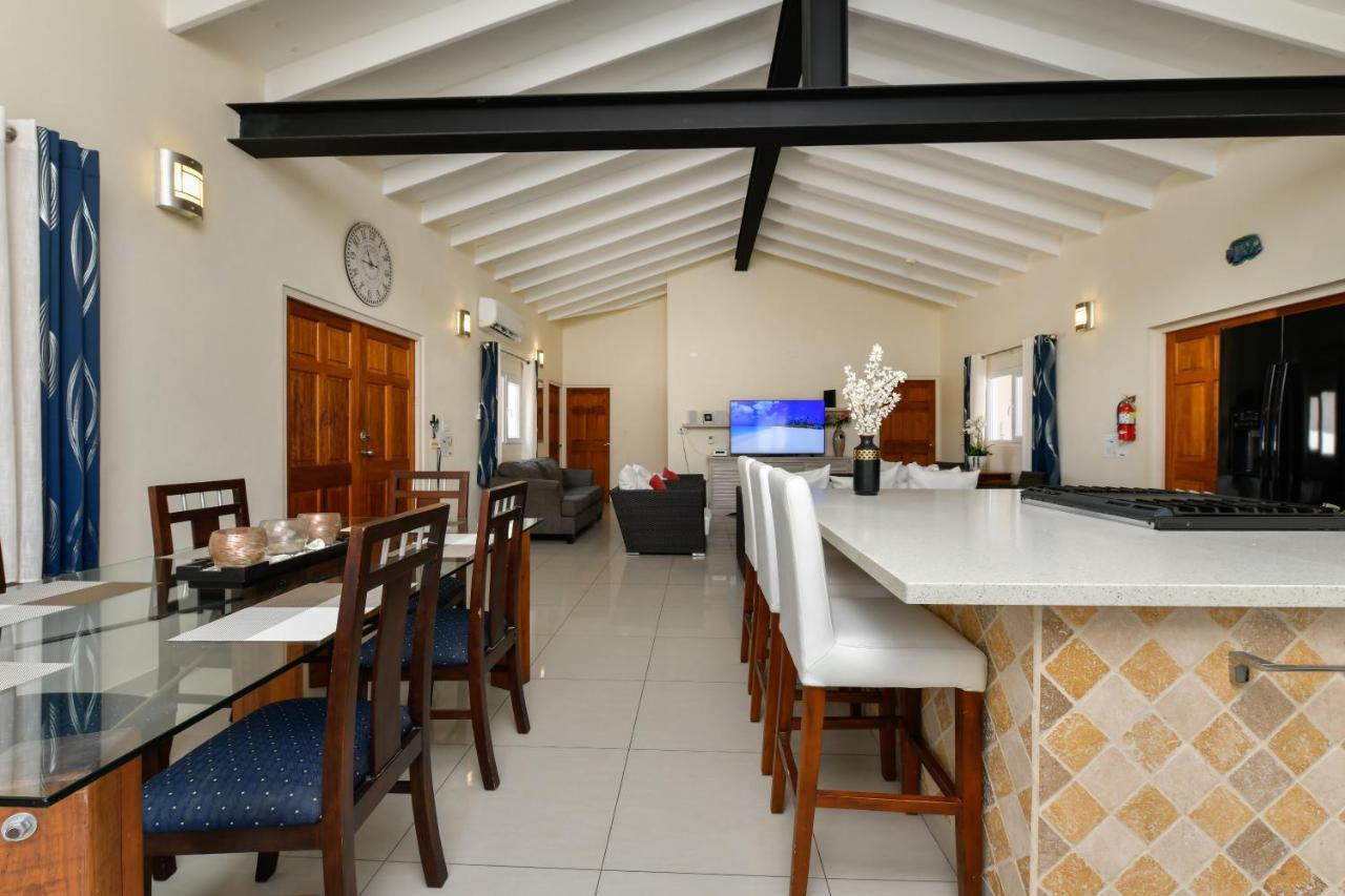 Villa Swiss Paradise With Private Pool Παλμ Μπιτς Εξωτερικό φωτογραφία
