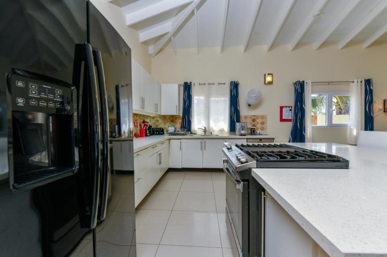 Villa Swiss Paradise With Private Pool Παλμ Μπιτς Εξωτερικό φωτογραφία