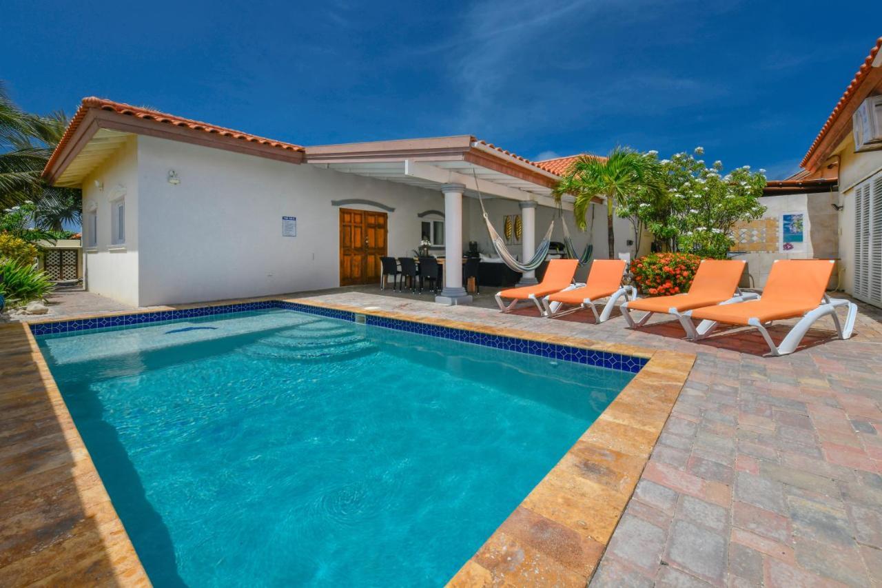Villa Swiss Paradise With Private Pool Παλμ Μπιτς Εξωτερικό φωτογραφία