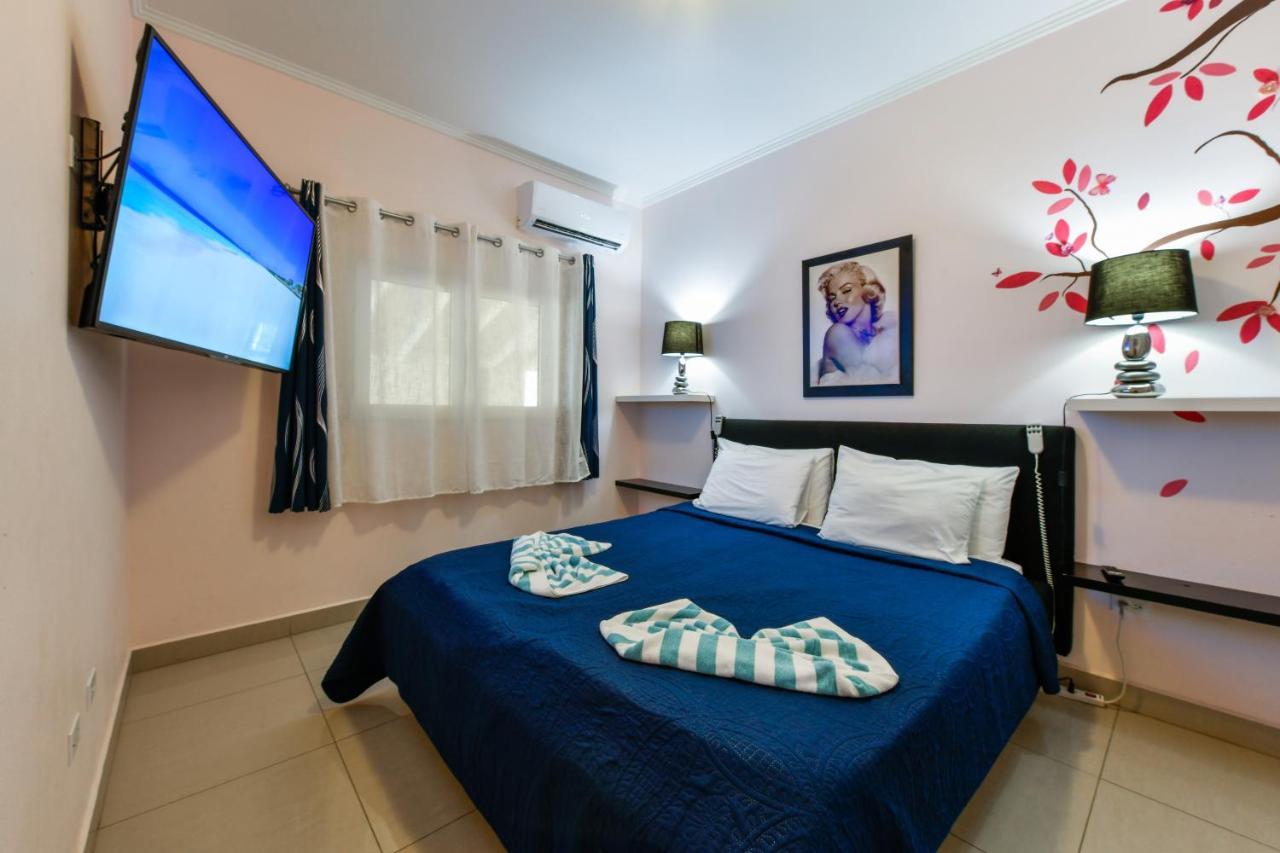 Villa Swiss Paradise With Private Pool Παλμ Μπιτς Εξωτερικό φωτογραφία