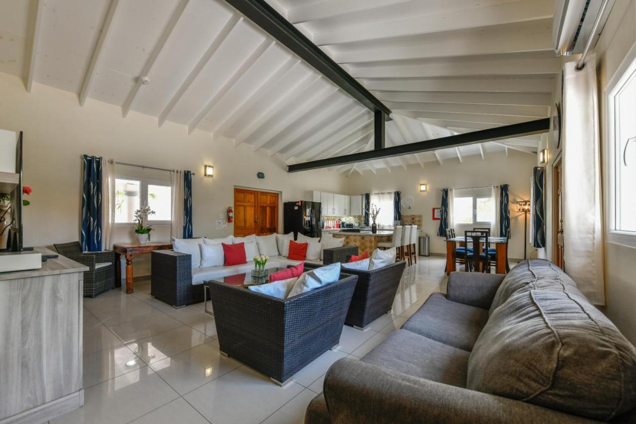 Villa Swiss Paradise With Private Pool Παλμ Μπιτς Εξωτερικό φωτογραφία