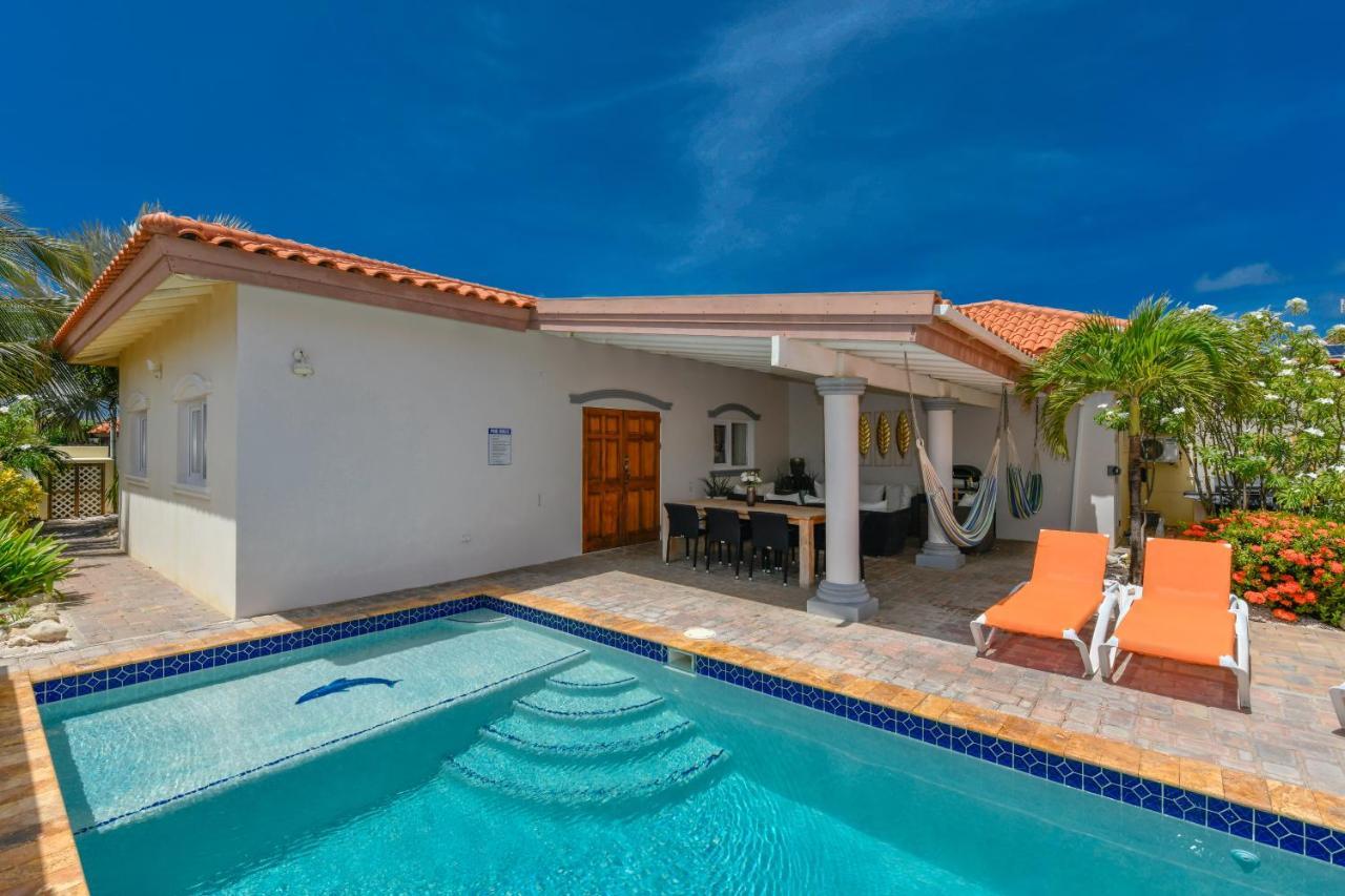Villa Swiss Paradise With Private Pool Παλμ Μπιτς Εξωτερικό φωτογραφία