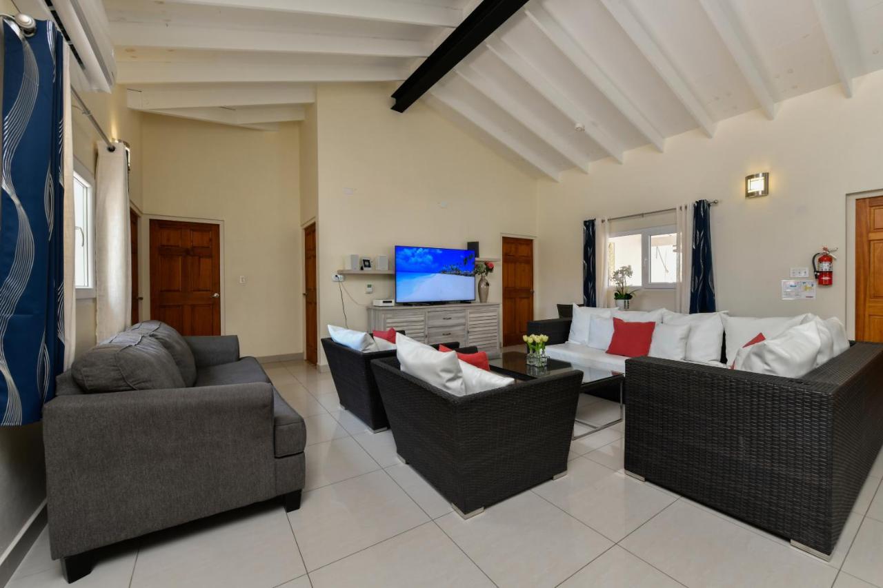 Villa Swiss Paradise With Private Pool Παλμ Μπιτς Εξωτερικό φωτογραφία