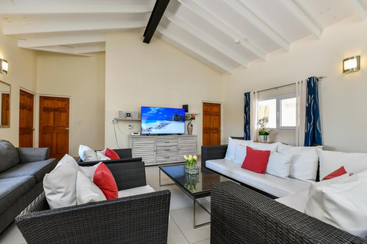 Villa Swiss Paradise With Private Pool Παλμ Μπιτς Εξωτερικό φωτογραφία