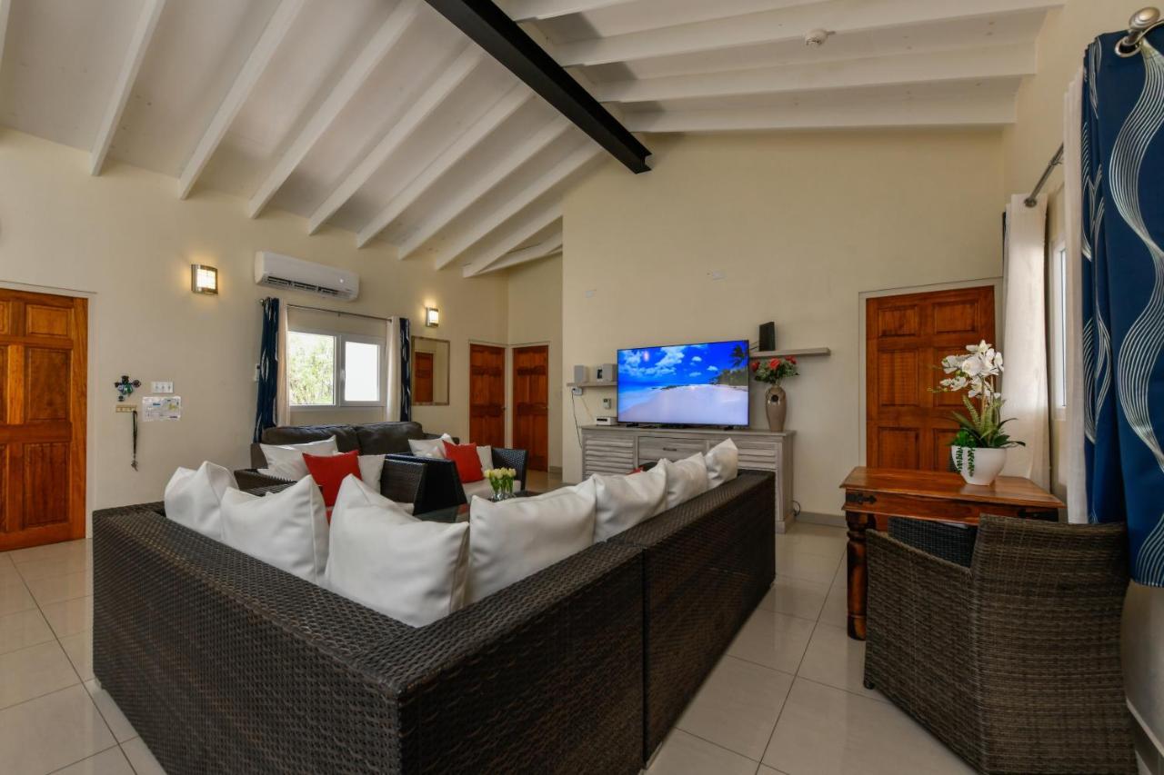 Villa Swiss Paradise With Private Pool Παλμ Μπιτς Εξωτερικό φωτογραφία