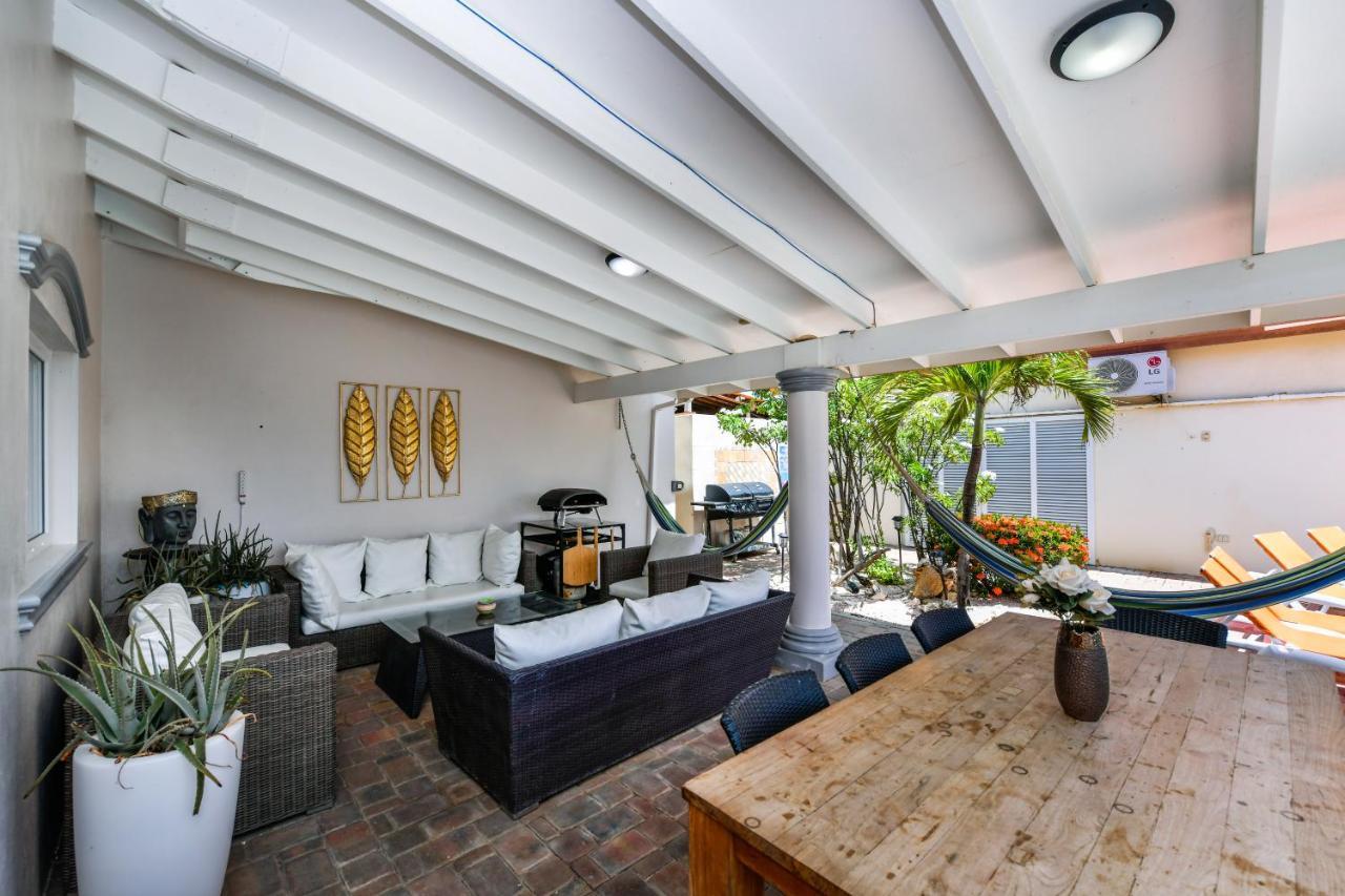 Villa Swiss Paradise With Private Pool Παλμ Μπιτς Εξωτερικό φωτογραφία