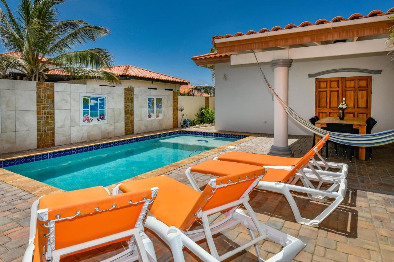 Villa Swiss Paradise With Private Pool Παλμ Μπιτς Εξωτερικό φωτογραφία