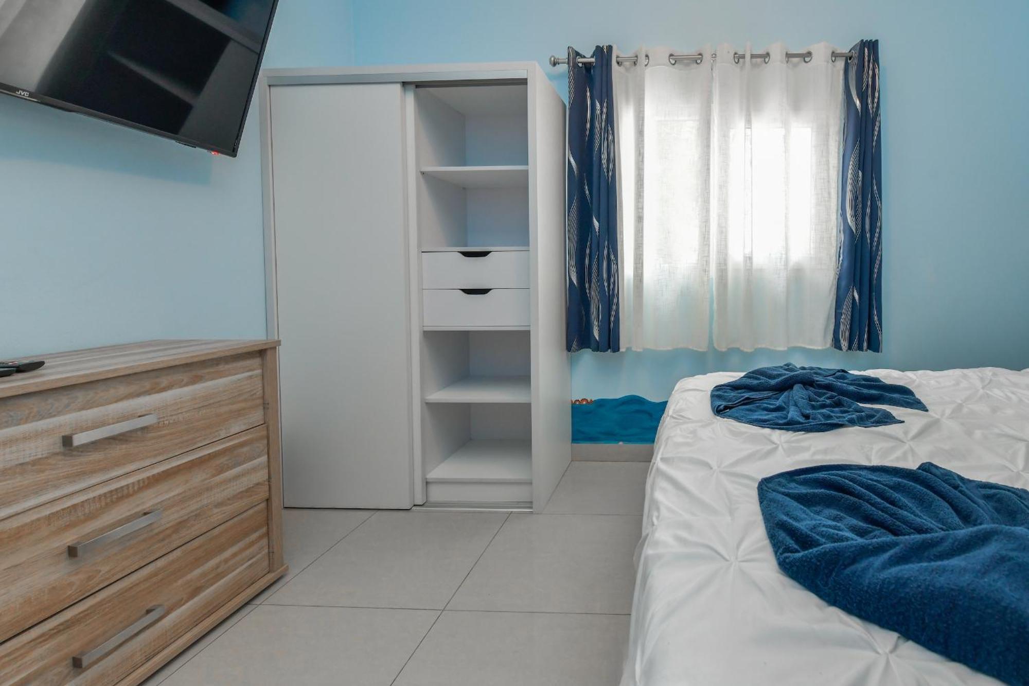 Villa Swiss Paradise With Private Pool Παλμ Μπιτς Εξωτερικό φωτογραφία